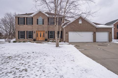 1005 Sterling Glen Cc Ct, Normal, IL 61761 photo 1