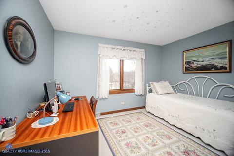 650 N Summit St, Wheaton, IL 60187 photo 9