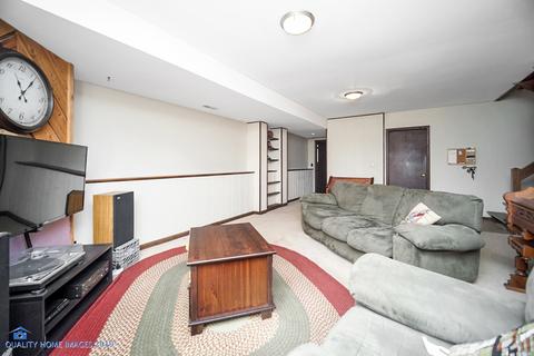 650 N Summit St, Wheaton, IL 60187 photo 12