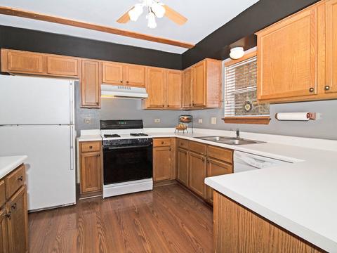 2047 Winding Lakes Dr, Plainfield, IL 60586 photo 4