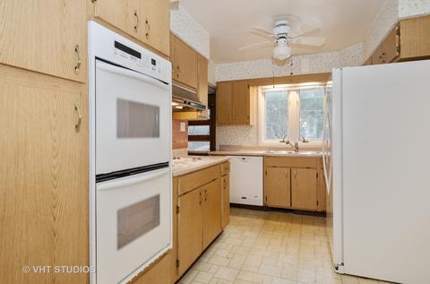 917 S Maple St, Mount Prospect, IL 60056 photo 5