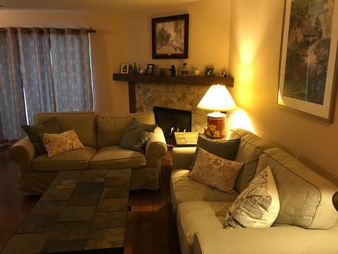 1653 Dover Ct #D, Wheaton, IL 60189 photo 2