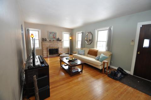 3313 N Schultz Dr, Lansing, IL 60438 photo 2