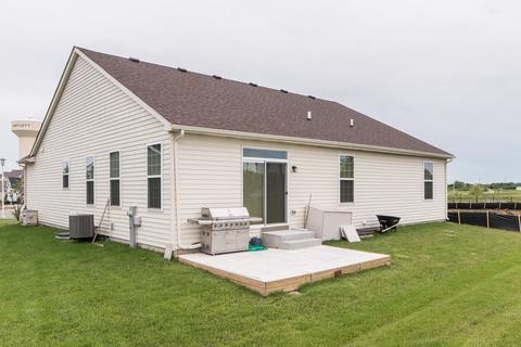 108 Abbott Ct, Bartlett, IL 60103 photo 21