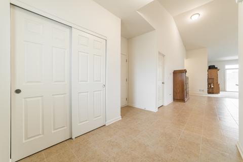 108 Abbott Ct, Bartlett, IL 60103 photo 4
