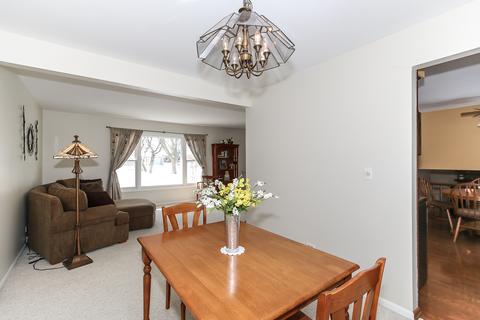 109 Pear Tree Ln, Bartlett, IL 60103 photo 10