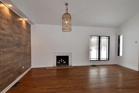 424 E Side Dr, Geneva, IL 60134 photo 8