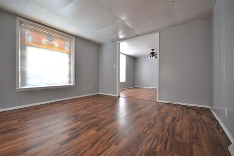 536 Chambers St, Ottawa, IL 61350 photo 3