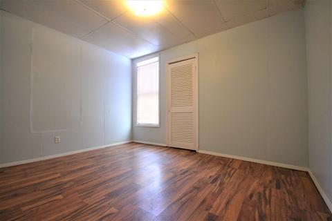 536 Chambers St, Ottawa, IL 61350 photo 6