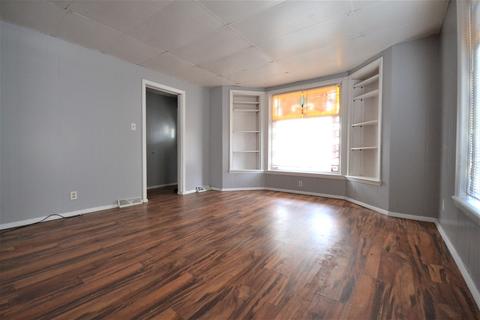 536 Chambers St, Ottawa, IL 61350 photo 2