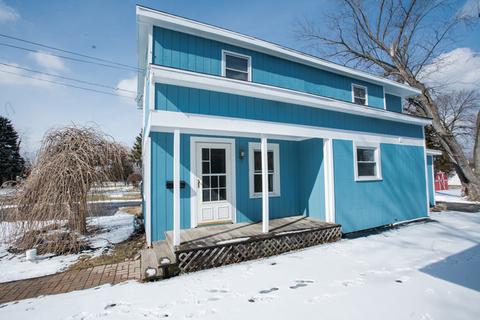 422 E 4th St, Lockport, IL 60441 photo 4