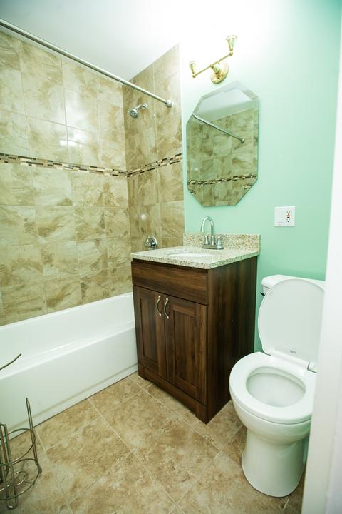 422 E 4th St, Lockport, IL 60441 photo 21