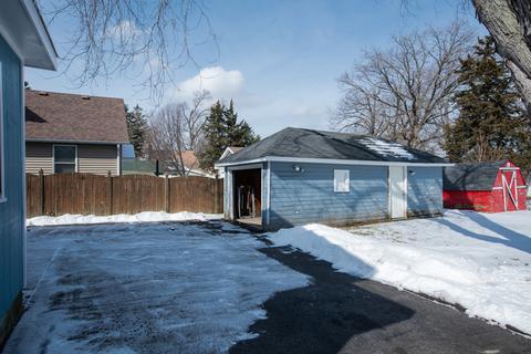 422 E 4th St, Lockport, IL 60441 photo 7