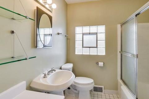 719 S Gables Blvd, Wheaton, IL 60189 photo 15