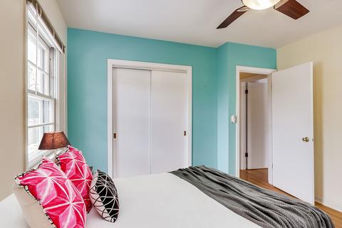 719 S Gables Blvd, Wheaton, IL 60189 photo 27