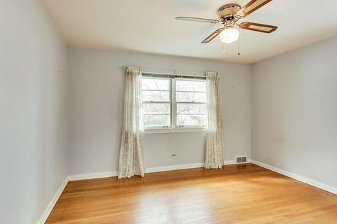 719 S Gables Blvd, Wheaton, IL 60189 photo 21