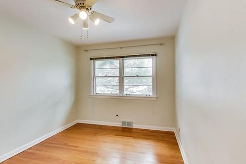719 S Gables Blvd, Wheaton, IL 60189 photo 17