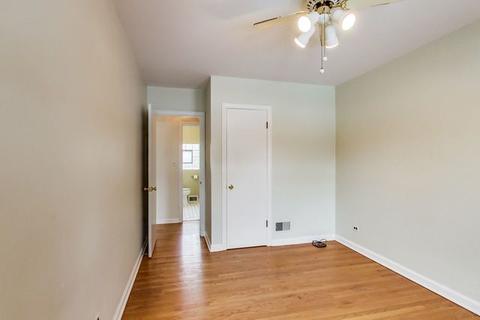 719 S Gables Blvd, Wheaton, IL 60189 photo 19