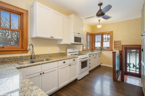 301 S Maple St, Itasca, IL 60143 photo 4