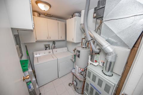 1602 Thames Ct #A, Wheaton, IL 60189 photo 25