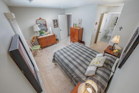 1602 Thames Ct #A, Wheaton, IL 60189 photo 15
