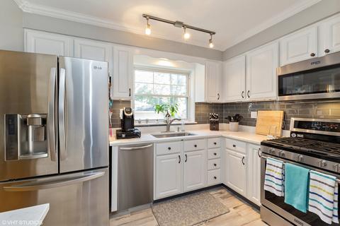 415 N Linden St, Itasca, IL 60143 photo 9