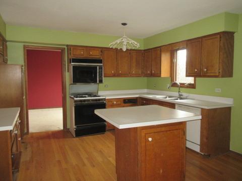 2610 Corinth Rd, Olympia Fields, IL 60461 photo 4