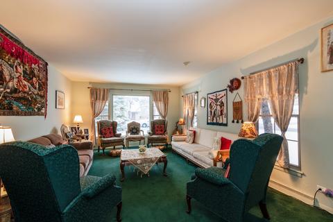 9259 Forestview Rd, Evanston, IL 60203 photo 2