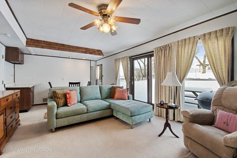 1080 Lancaster Ct, Hoffman Estates, IL 60169 photo 12