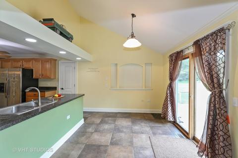 23002 Miller Rd, Steger, IL 60475 photo 4