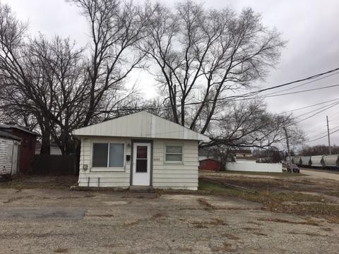 2003 Ottawa Ave, Ottawa, IL 61350 photo 1