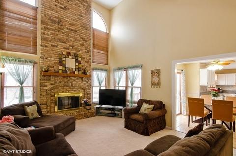 1151 Willoby Ln, Elgin, IL 60120 photo 13
