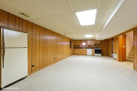 706 Cimarron Dr, Cary, IL 60013 photo 14
