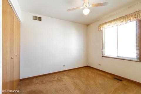 706 Cimarron Dr, Cary, IL 60013 photo 11