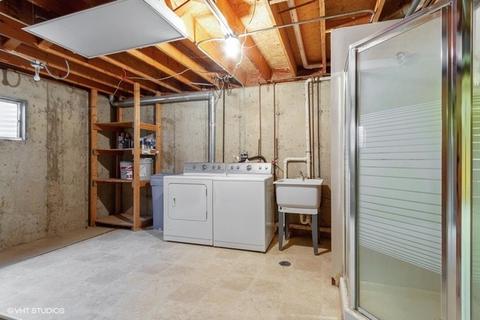 706 Cimarron Dr, Cary, IL 60013 photo 17