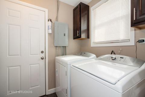 584 Commanche Ct, Carol Stream, IL 60188 photo 12