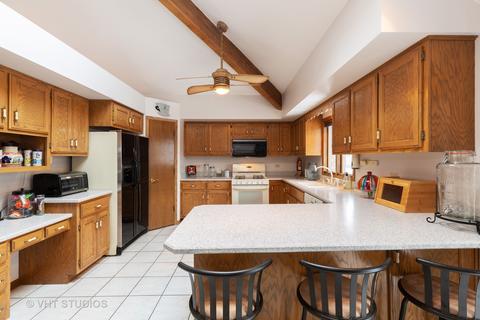 18357 Willow Ln, Lansing, IL 60438 photo 5