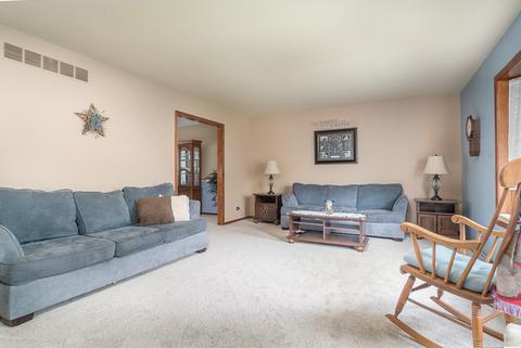 25317 W Willow Dr, Plainfield, IL 60544 photo 5