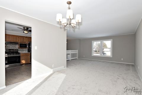 5205 W Greenbrier Dr, Mchenry, IL 60050 photo 12
