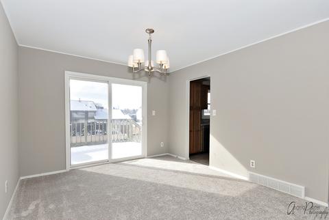 5205 W Greenbrier Dr, Mchenry, IL 60050 photo 11