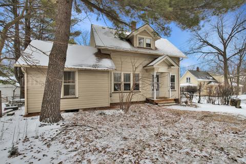 616 Eastview St, Elgin, IL 60120 photo 2