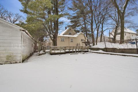 616 Eastview St, Elgin, IL 60120 photo 27