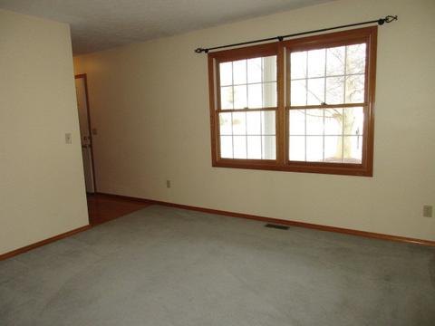 3 Weathervane Ct, Bloomington, IL 61704 photo 5