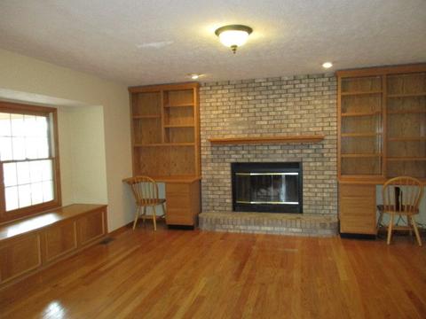 3 Weathervane Ct, Bloomington, IL 61704 photo 9