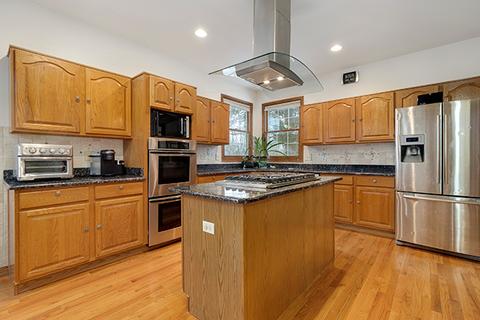 5465 Fox Path Ln, Hoffman Estates, IL 60192 photo 11