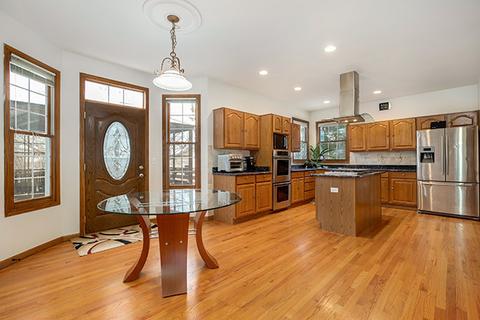 5465 Fox Path Ln, Hoffman Estates, IL 60192 photo 12