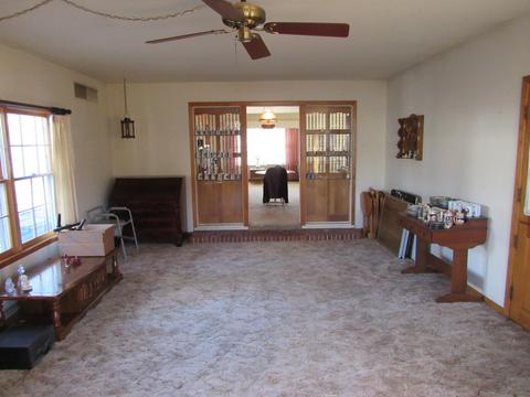 607 S Smith Blvd, Aurora, IL 60505 photo 7