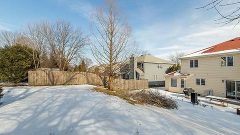 856 Francine Dr, Bartlett, IL 60103 photo 5