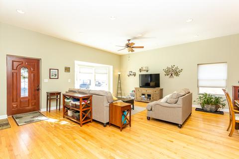 7706 W Gregory St, Chicago, IL 60656 photo 3