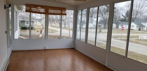 201 E Bacon St, Amboy, IL 61310 photo 2